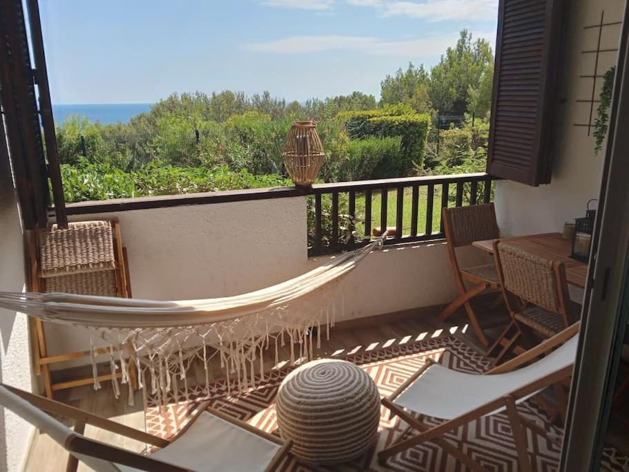 Superbe Appartement Piscine, Tennis, Vue Mer Et Decore Avec Gout Cassis Bagian luar foto