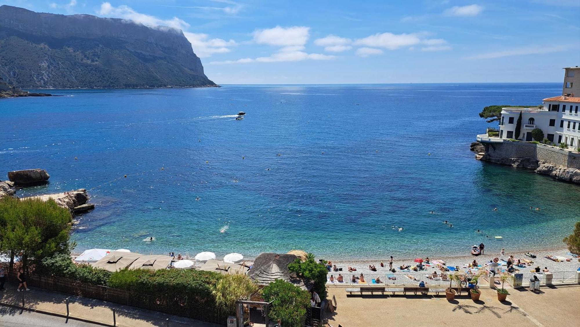Superbe Appartement Piscine, Tennis, Vue Mer Et Decore Avec Gout Cassis Bagian luar foto